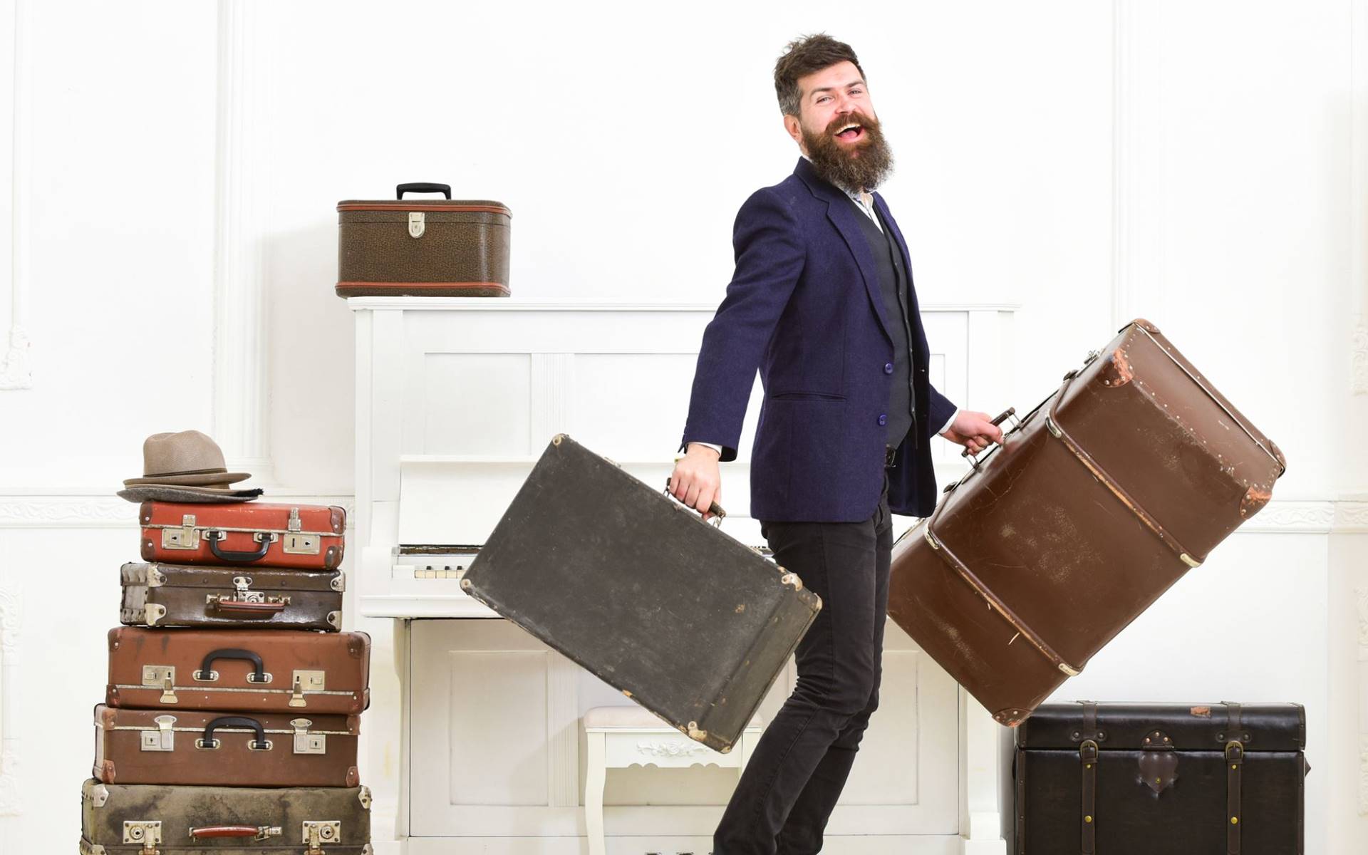 My Suitcase Blue - PRIVATE BUTLER SERVICES & VIP SECURITY